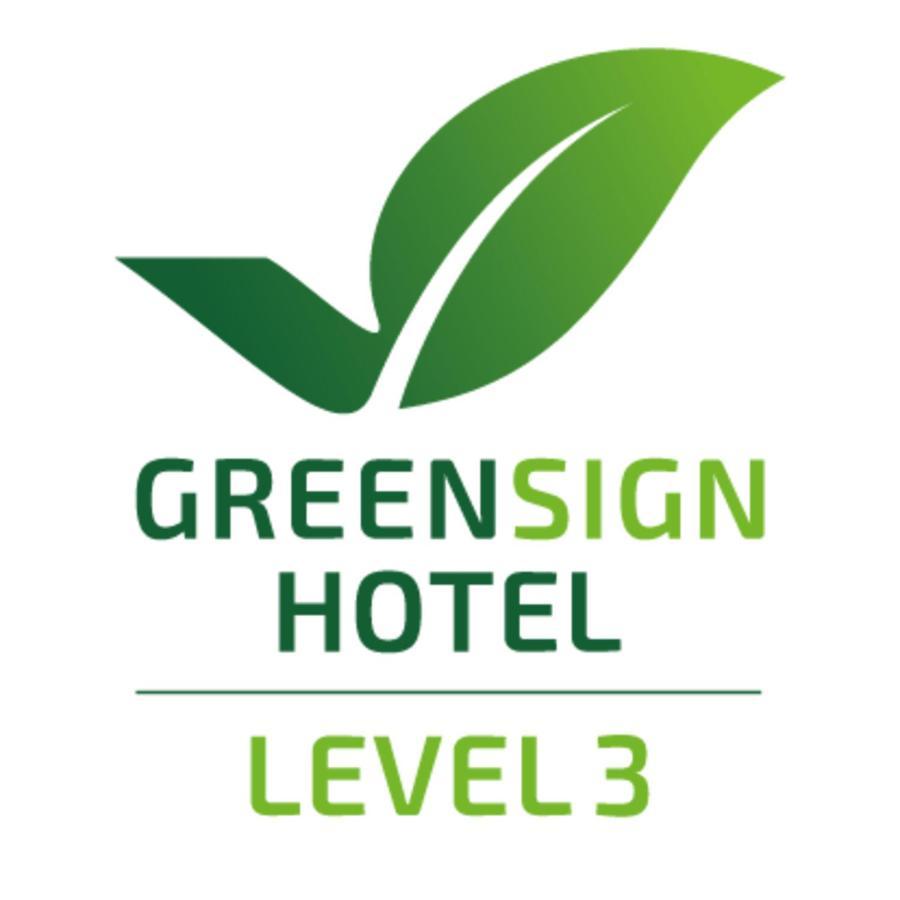 Parkhotel Волфсбург Екстериор снимка