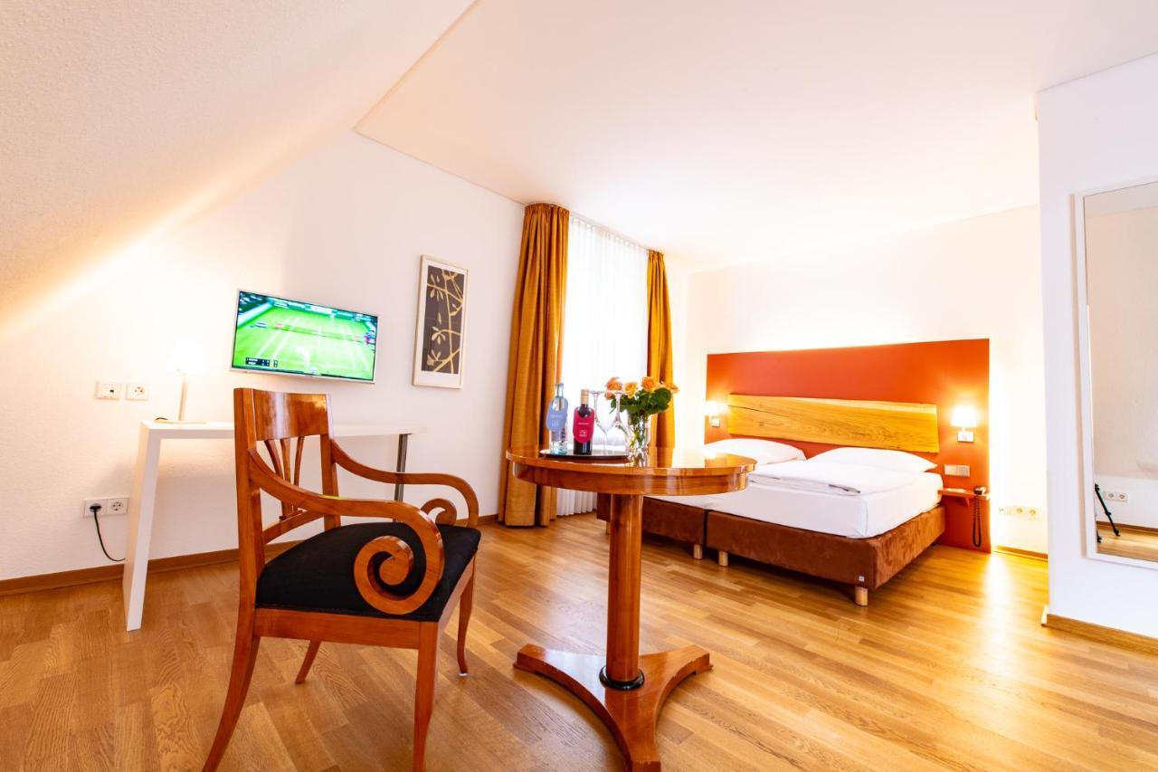 Parkhotel Волфсбург Екстериор снимка