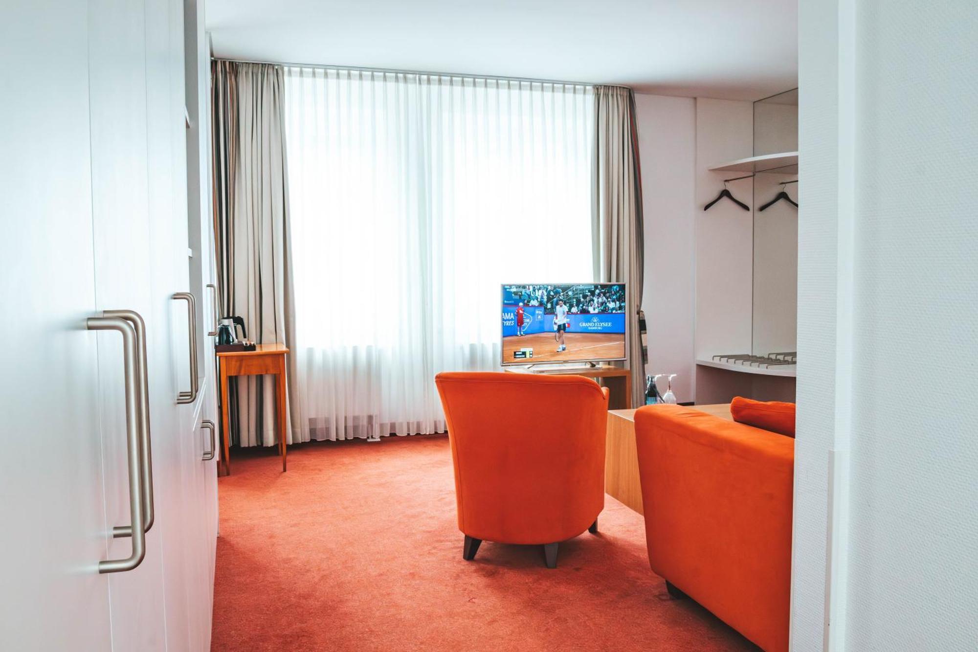 Parkhotel Волфсбург Екстериор снимка