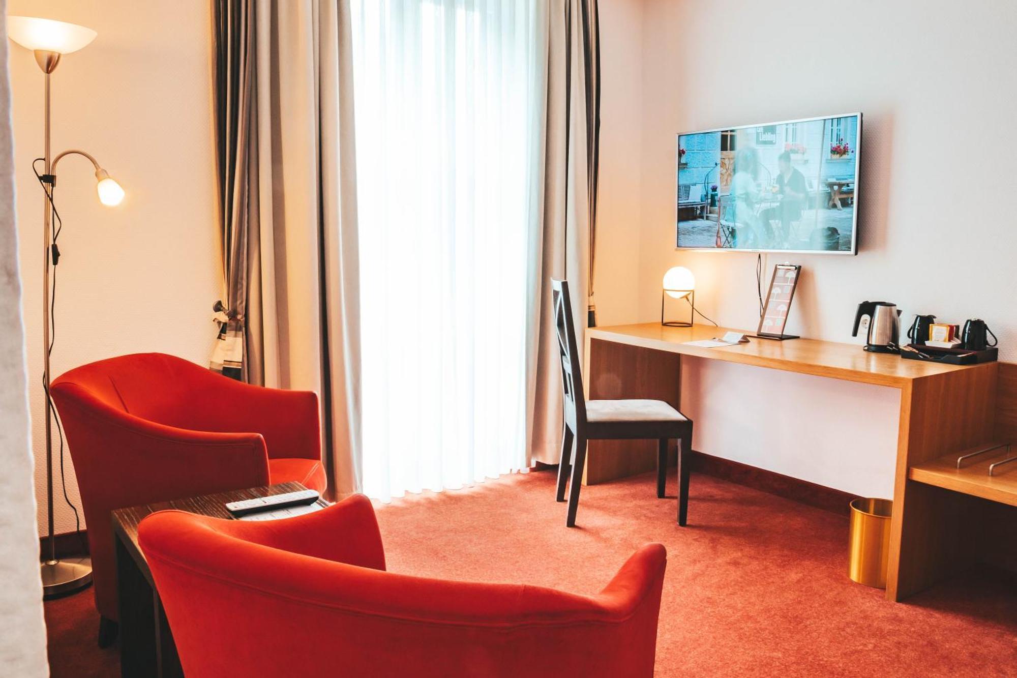 Parkhotel Волфсбург Екстериор снимка