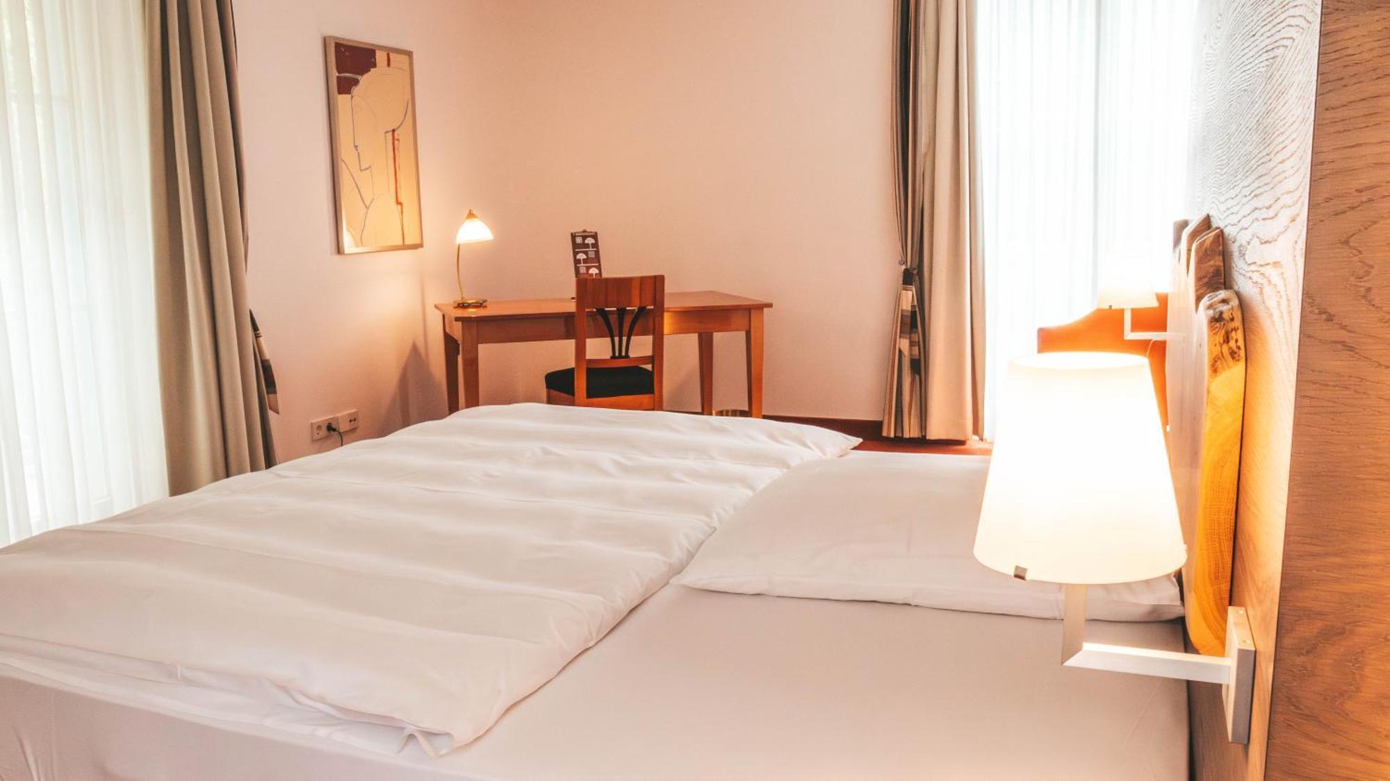 Parkhotel Волфсбург Екстериор снимка