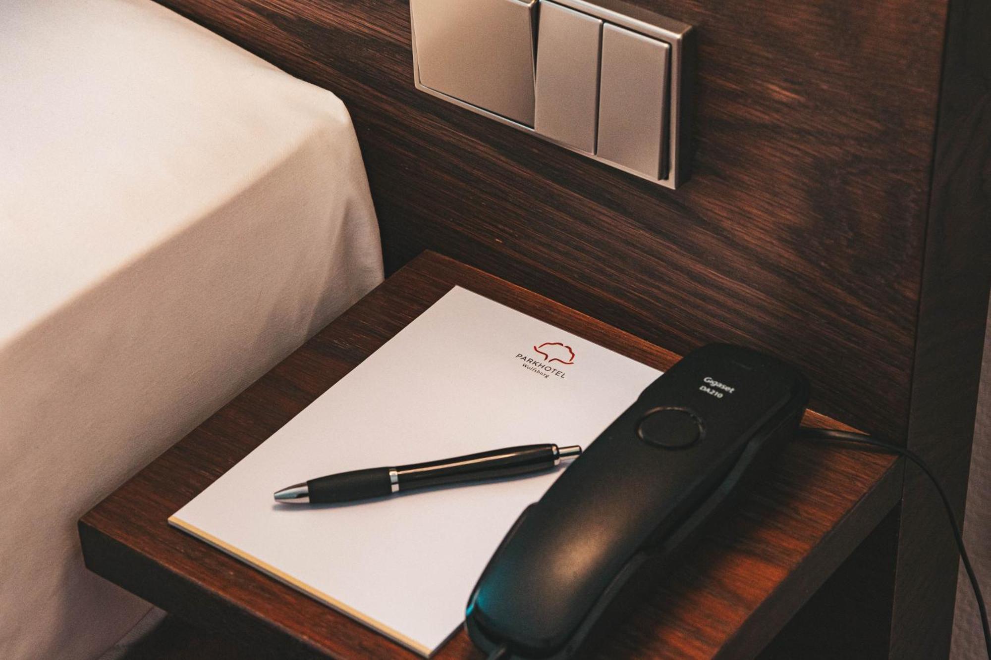 Parkhotel Волфсбург Екстериор снимка